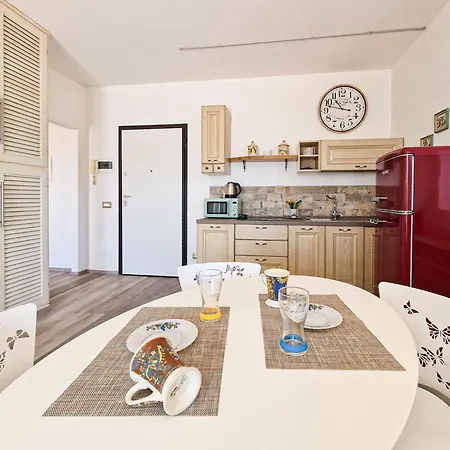 Loft Terrazza Sul Mare 아파트 *